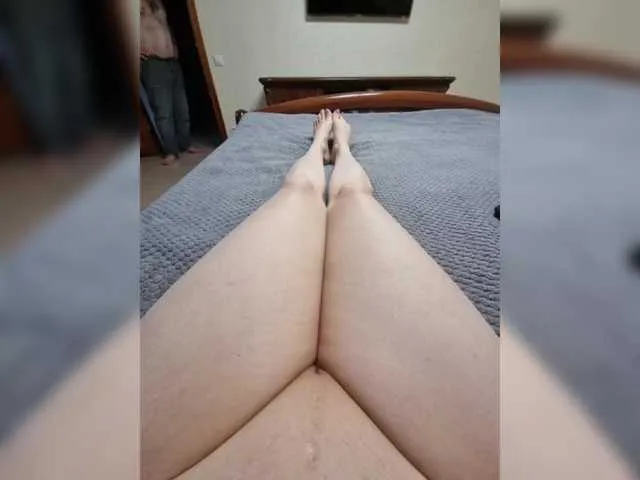 LizzieGreyX – webcam model profile photo Image 4