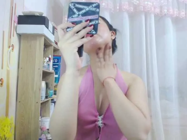 blondeangel_4u2 – webcam model profile photo Image 14