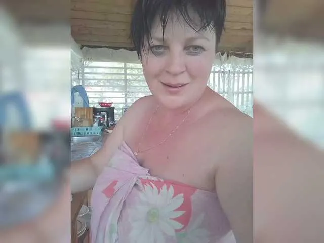 SashaVaughn – webcam model profile photo Image 12