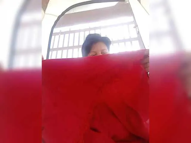 SashaVaughn – webcam model profile photo Image 7