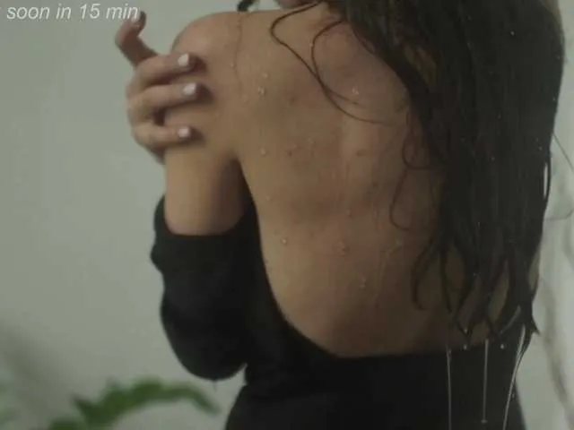 MiaTonyy – webcam model profile photo Image 8