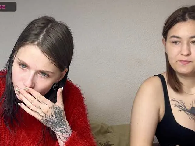 AmelieandRoss – webcam model profile photo Image 14