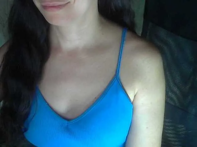 GlamGran – webcam model profile photo Image 10