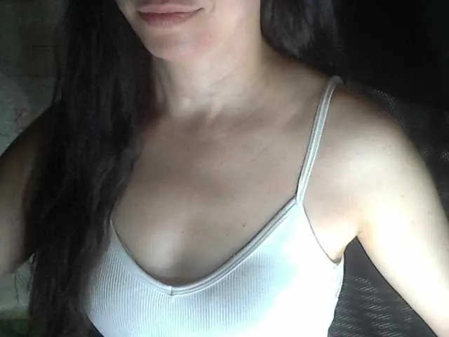 GlamGran – webcam model profile photo Image 9