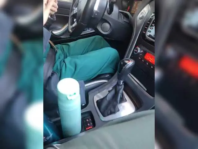 gravebabyxo – webcam model profile photo Image 3