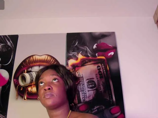 British_EmJess – webcam model profile photo Image 2