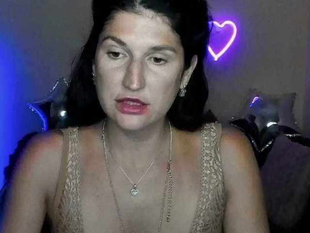 AliannaSoloKisses Image 18