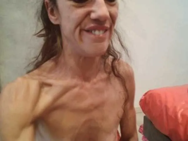 MistressLouUK – webcam model profile photo Image 12
