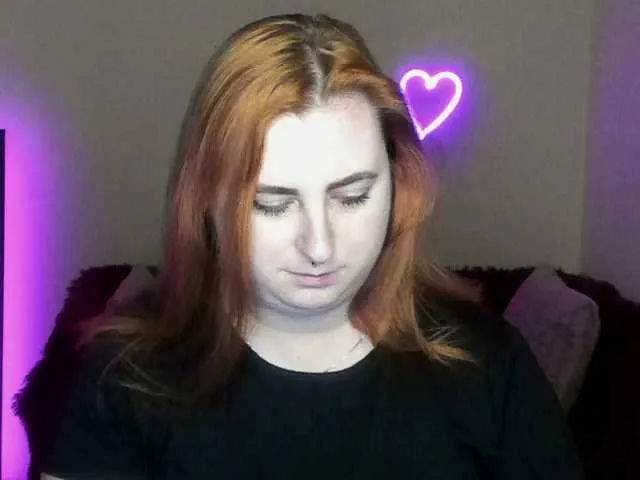 AureliyXXX – webcam model profile photo Image 11