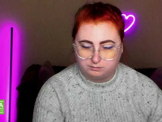 DorisCream – webcam model profile photo Image 14