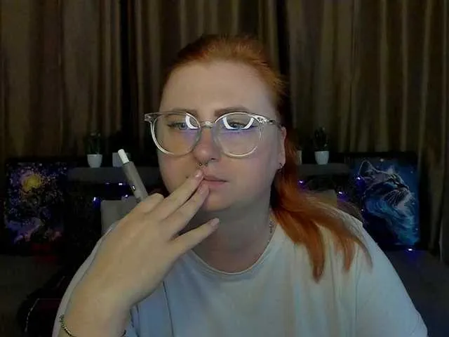 AureliyXXX – webcam model profile photo Image 7
