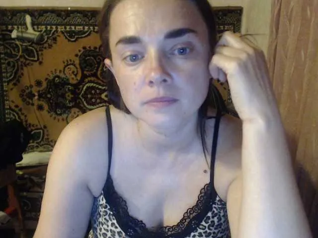KateDivineUK – webcam model profile photo Image 16