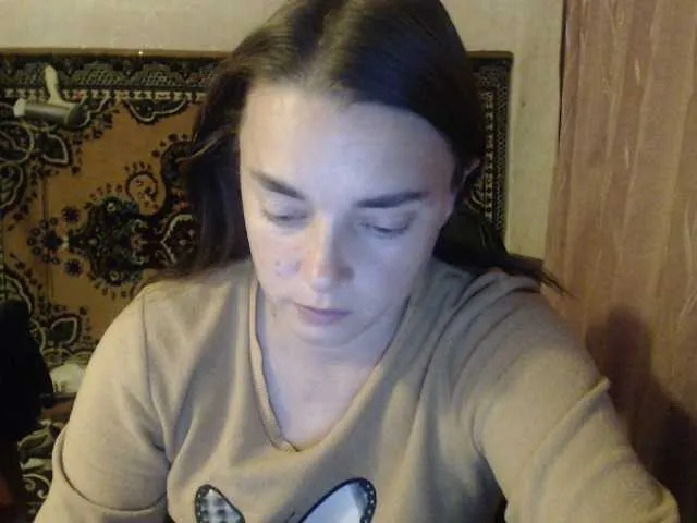 KateDivineUK – webcam model profile photo Image 18