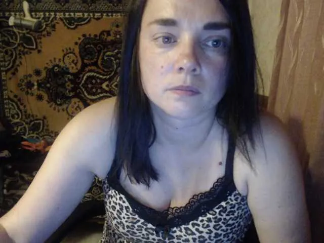 KateDivineUK – webcam model profile photo Image 4