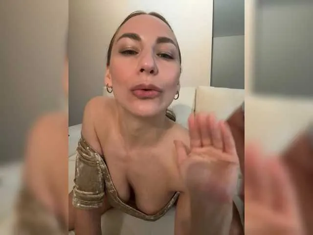 Hanna_Blondee – webcam model profile photo Image 16