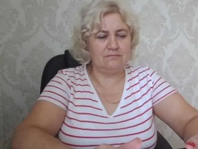 LorrySkye – webcam model profile photo Image 10