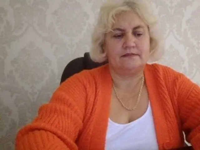 LorrySkye – webcam model profile photo Image 17