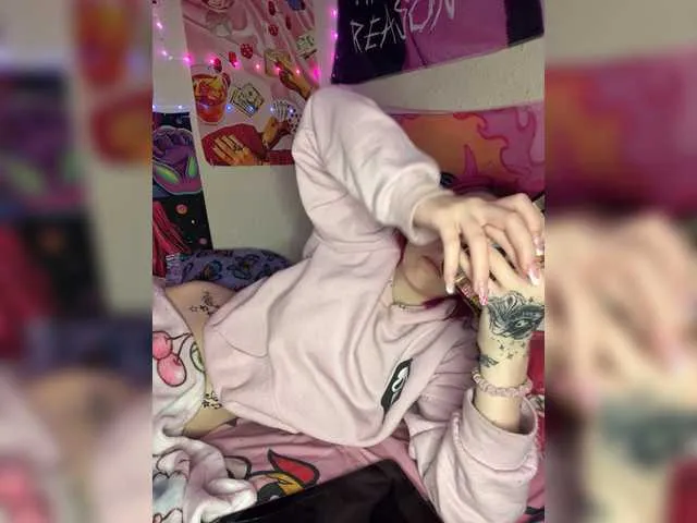 angelicathebratxo Image 7
