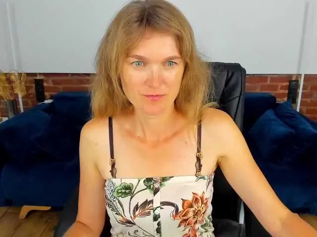 Bellaseductra – webcam model profile photo Image 4