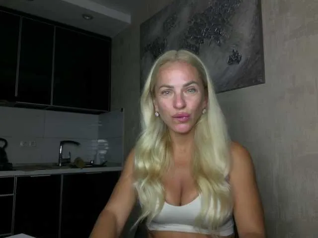 SofiaSins – webcam model profile photo Image 18