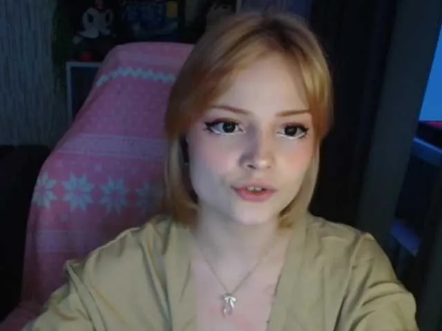 KateDivineUK – webcam model profile photo Image 10