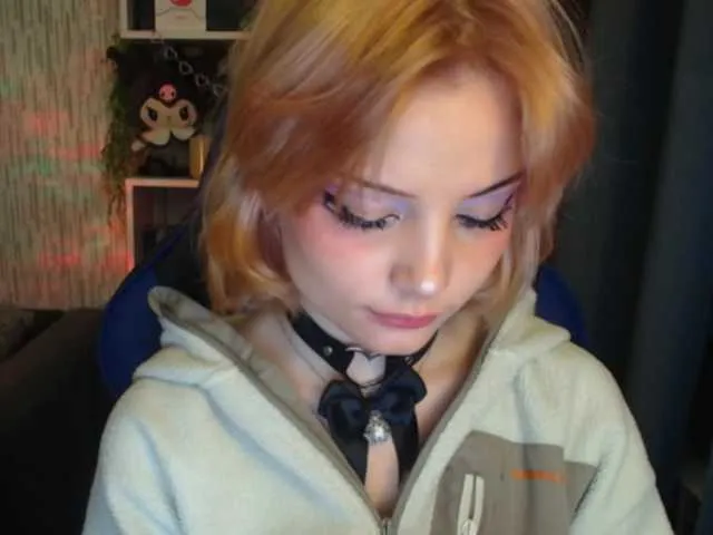 KateDivineUK – webcam model profile photo Image 5