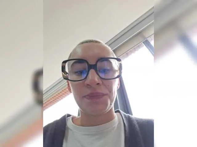 TyleneBuck – webcam model profile photo Image 16