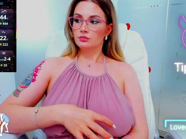 KarolinaMilf – webcam model profile photo Image 2
