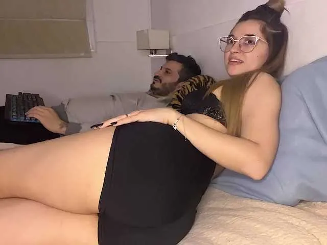 ArgentineHotCouple Image 6