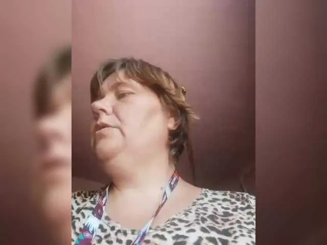 TenderLora – webcam model profile photo Image 17