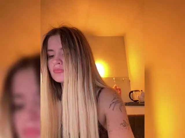 babegirl Image 19
