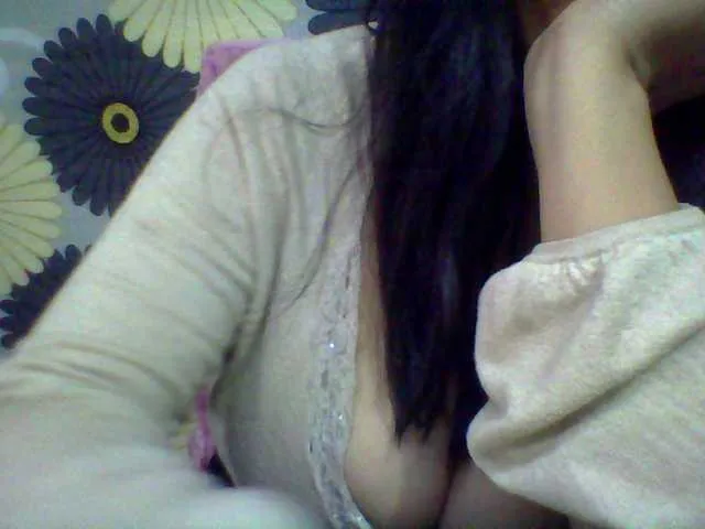 LizzieGreyX – webcam model profile photo Image 10