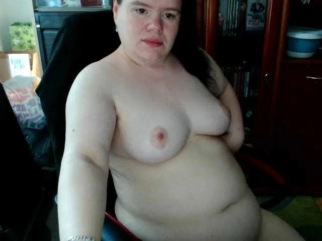 Sarawhitee – webcam model profile photo Image 8