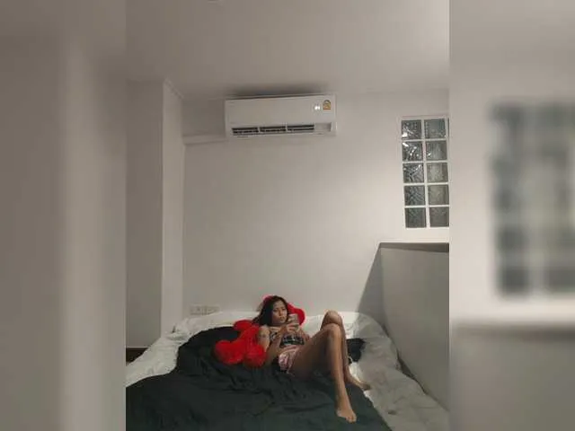 LannaGracesX – webcam model profile photo Image 2