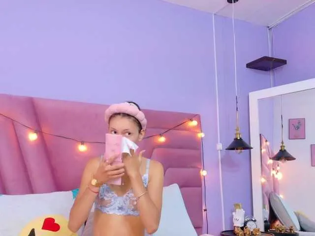 Beautifulskinny18 – webcam model profile photo Image 6