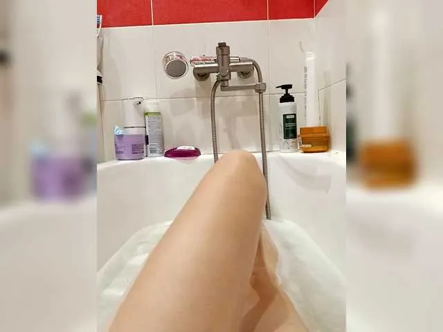 SusyBlair – webcam model profile photo Image 17