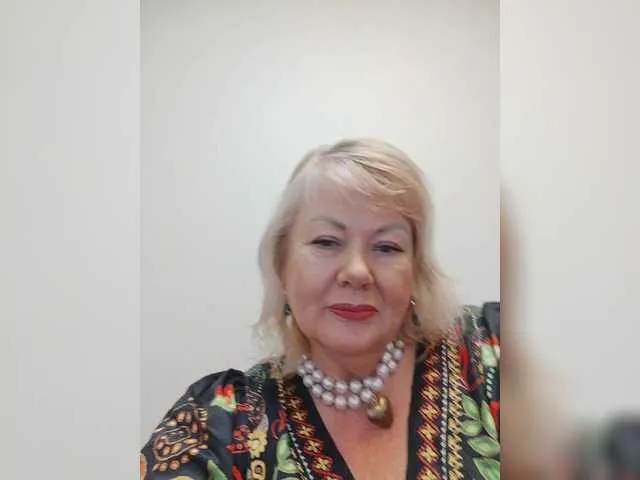blondeangel_4u2 – webcam model profile photo Image 13