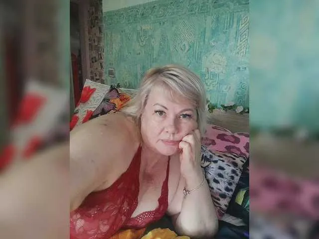 blondeangel_4u2 – webcam model profile photo Image 3