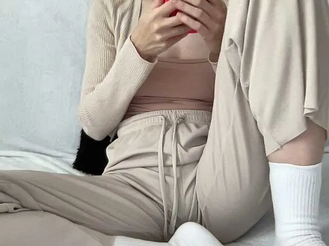 Lil-RO-XO – webcam model profile photo Image 17