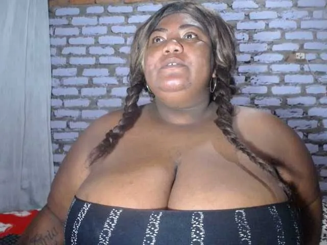 British_EmJess – webcam model profile photo Image 3