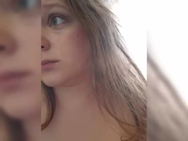 MartinaCroxx – webcam model profile photo Image 11