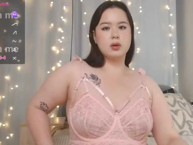 LoraDevine – webcam model profile photo Image 7