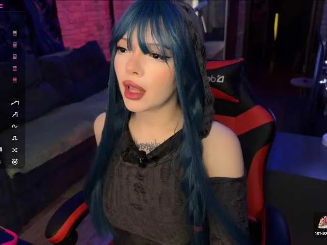 TenderLora – webcam model profile photo Image 7