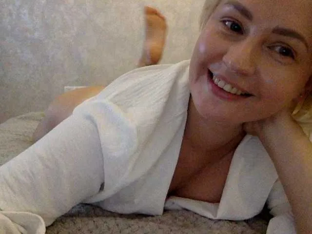 SusyBlair – webcam model profile photo Image 2