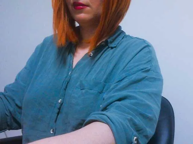 SusyBlair – webcam model profile photo Image 17