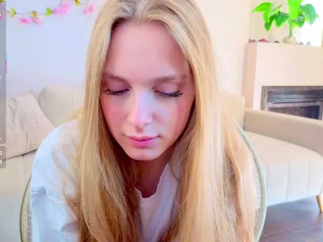 MarilynRainbow – webcam model profile photo Image 14