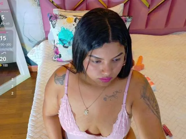 MiaTonyy – webcam model profile photo Image 5