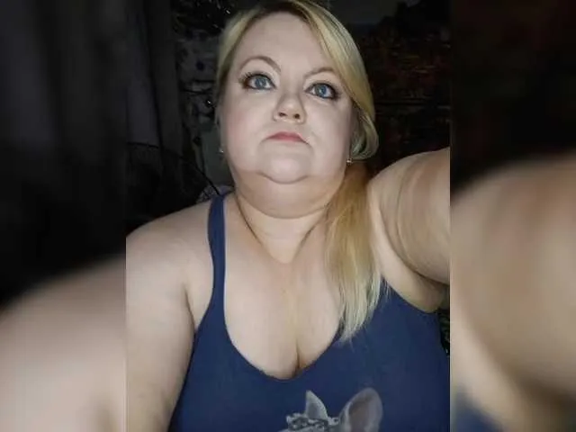 British_EmJess – webcam model profile photo Image 2