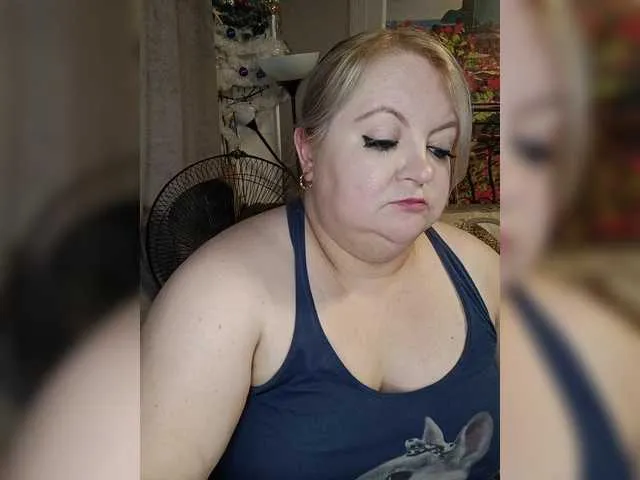 British_EmJess – webcam model profile photo Image 7