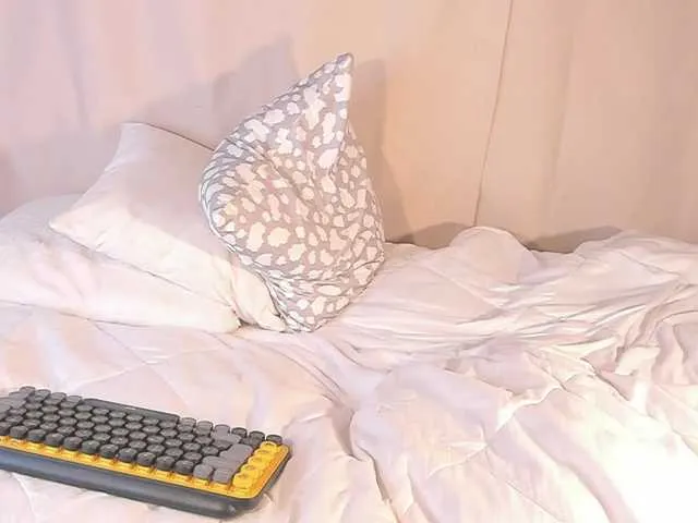 MissFentasy1 – webcam model profile photo Image 9